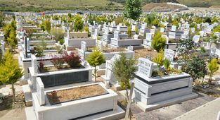 İzmir Büyükşehir Belediyesi'nden 5 yeni mezarlık alanı talebi