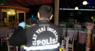 İzmir’de düğünde dehşet: Husumetli akraba kavgasında 1 kişi öldü, damat dahil 5 yaralı