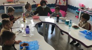 Karaburun’da cıvıl cıvıl bir merhaba