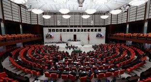 Meclis bu hafta Irak ve Suriye ile Lübnan tezkereleri için mesai yapacak