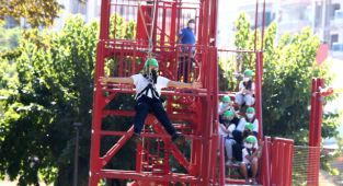 Planetaryum ve Macera Parkı Karşıyaka’ya heyecan kattı!