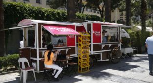 Sevgi Yolu’ndaki vagonlar Konak Kadın Kooperatifinin vitrini oldu