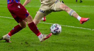 Trabzonspor, Fenerbahçe'yi ağırlayacak