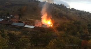 Yaşlı adam evinde çıkan yangında hayatını kaybetti