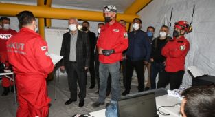 Başkan Selvitopu AKUT tatbikatında