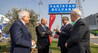 Başkan Soyer’e Pakistan Bulvarı için teşekkür
