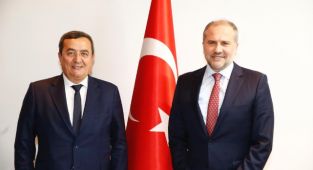 Batur’dan dostluk ve kardeşlik mesajı