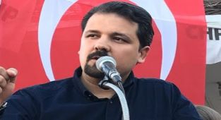 CHP'de ses kaydı krizi istifa getirdi