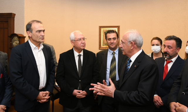 Karabağlar'dan Kılıçdaroğlu'na teşekkür ziyareti