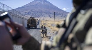 Son teknoloji milli silah ve teçhizatlar Mehmetçiğin sınır nöbetine güç katıyor