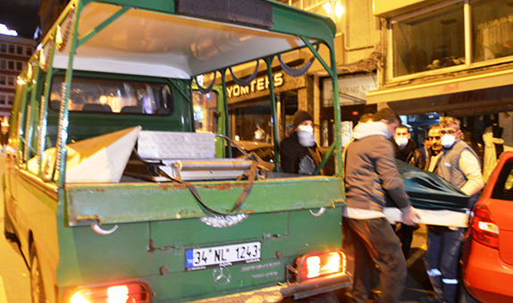 50 yaşındaki Kırgızistan uyruklu kadın, odasında ölü bulundu