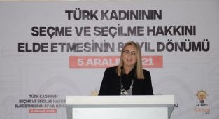 AK Parti İzmir Kadın Kollarından 5 Aralık buluşması