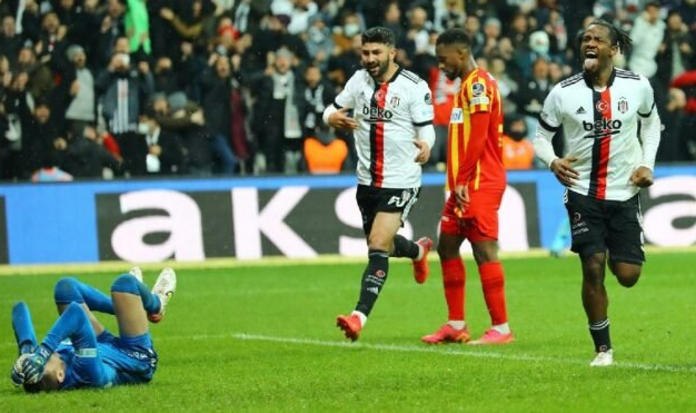 Beşiktaş'tan muhteşem geri dönüş