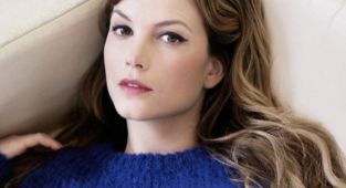 Defne Kayalar Oynadığı karakteri çok dövüyor, çok da seviyor