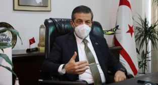 Ertuğruloğlu: Eşit uluslararası statü temelinde, Ada'da iki ayrı devletin varlığı temelinde bir siyasete geldik