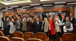 İYİ Parti’den Toplu İstifa