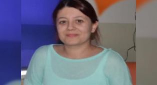 Kansere yenilen 35 yaşındaki Yeşim öğretmen son yolculuğuna uğurlandı