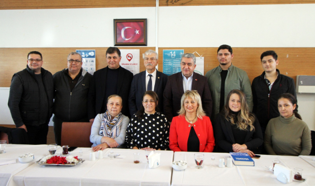 Karşıyaka Balkan Kadınları Derneği kahvaltıda buluştu