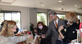  Kızılay Kadınlardan Yeni Yıl Kermesi