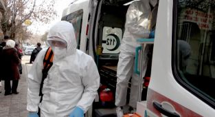 Köyden merkeze gitmek için hasta numarası yapıp ambulans çağırmışlar