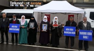 Muş'ta çocukları için HDP önünde eylem yapan aile sayısı 21'e yükseldi