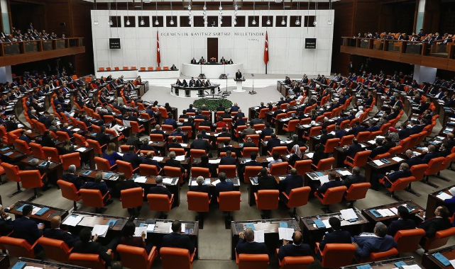 AKP'den ekonomiye yönelik 4 maddelik yasa teklifi