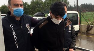 Bıçakla şaka yapan arkadaşını kalbinden bıçakladı