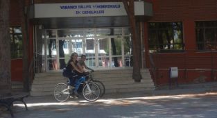 EÜ Yabancı Diller Yüksekokulu’ndan E-Öykü Projesi