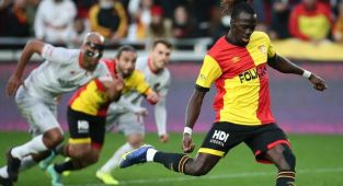 Göztepe farklı başladı