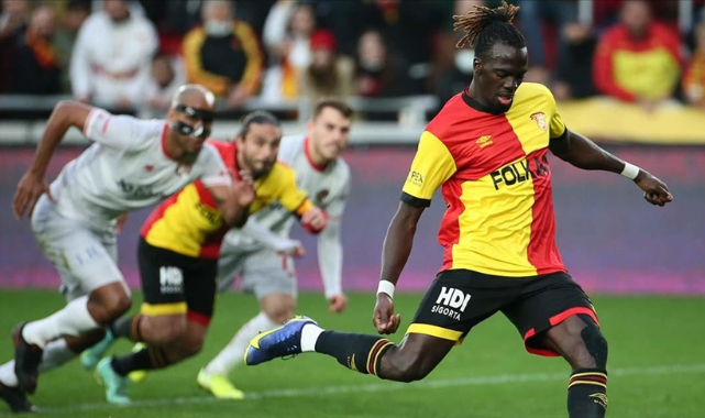 Göztepe farklı başladı