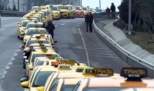 İstanbul'da taksimetre güncelleme kuyrukları