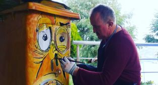  İzmir'de parklara renk geldi