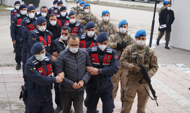 Kastamonu'daki FETÖ operasyonunda gözaltına alınan 14 şüpheli adliyede