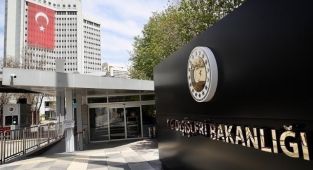 Türkiye, Almanya’da Müslüman mezarlığına saldırı