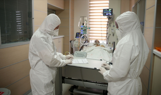 Türkiye'de 36 bin 731 kişinin Kovid-19 testi pozitif çıktı