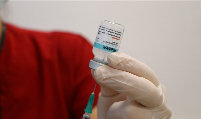 TURKOVAC, Kovid-19'a yakalanma oranını CoronaVac'a göre yaklaşık yüzde 50 azalttı