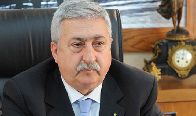 Zincir marketler ekmek ve sigara satamayacak