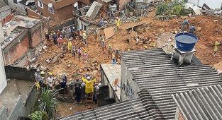 Brezilya'daki sellerde 6 kişi hayatını kaybetti