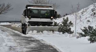 İzmir'de karla mücadele için yoğun mesai
