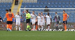 Medipol Başakşehir'in 4 maçlık galibiyet serisi sona erdi