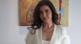 Şarkıcı Ebru Elver'e dolandırıcılık şoku