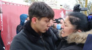 Tahliye edilen Tolga Daşkıran ailesiyle buluştu