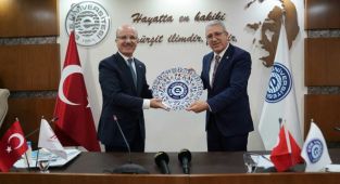 YÖK Başkanı Özvar, Ege Üniversitesi Senato Toplantısına katıldı