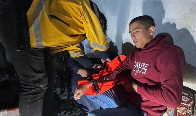 Ağrı'da kolunu inciten çocuk paletli ambulansla hastaneye ulaştırıldı