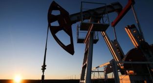 Brent petrolün varil fiyatı 122,12 dolar