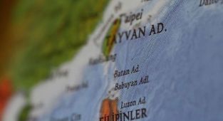 Çin'den Tayvan Boğazı'ndaki provokasyonlara 'misilleme' uyarısı