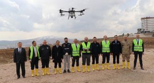 Elazığ'da tarım arazileri dron ile ilaçlanabilecek