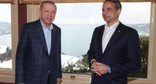 Erdoğan, Yunanistan Başbakanı Miçotakis'i kabul etti
