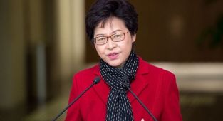 Hong Kong Baş Yöneticisi Carrie Lam, Kovid-19 stratejisinde değişiklik sinyali verdi