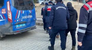 İzmir'de hırsızlar kıskıvrak yakalandı
